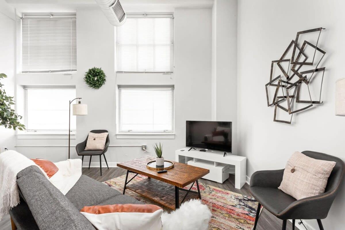 Modern Downtown Apartment 2Br 2Ba By Cozysuites Indianapolis Esterno foto