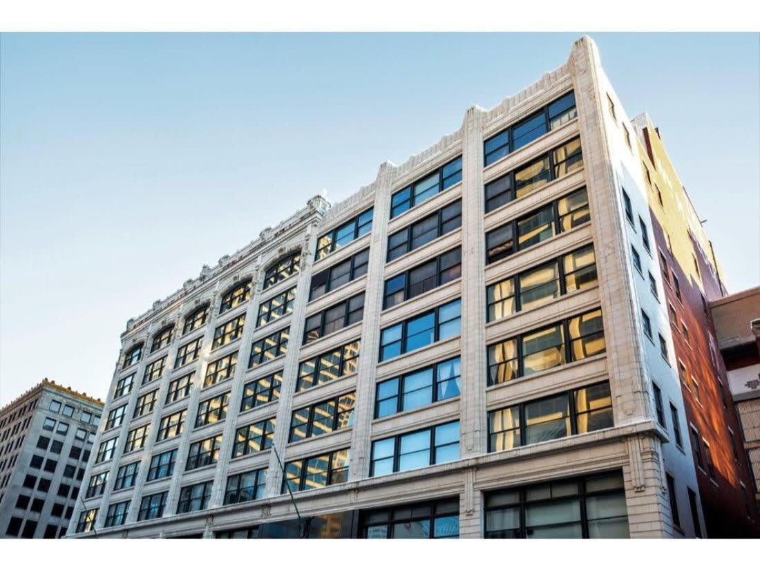 Modern Downtown Apartment 2Br 2Ba By Cozysuites Indianapolis Esterno foto