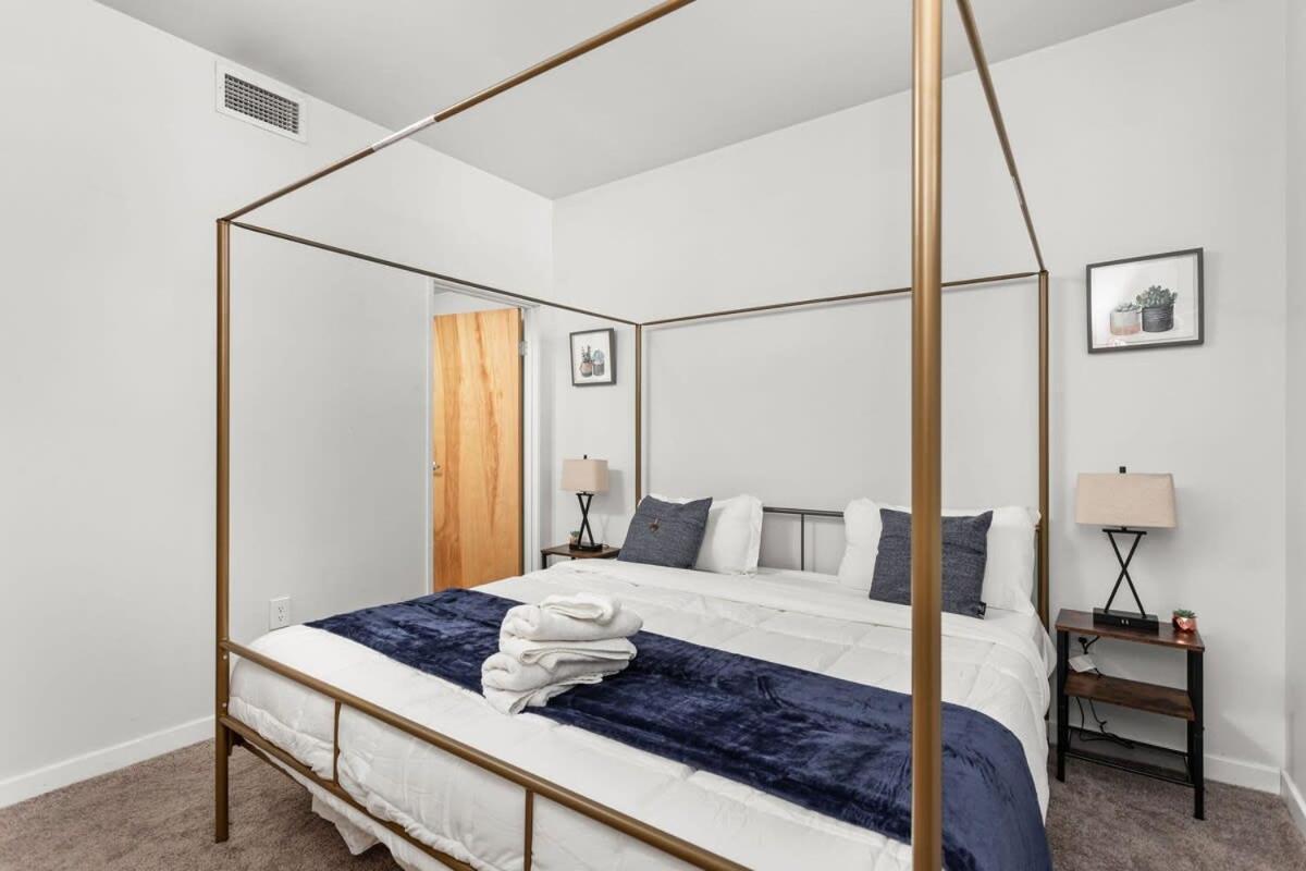 Modern Downtown Apartment 2Br 2Ba By Cozysuites Indianapolis Esterno foto