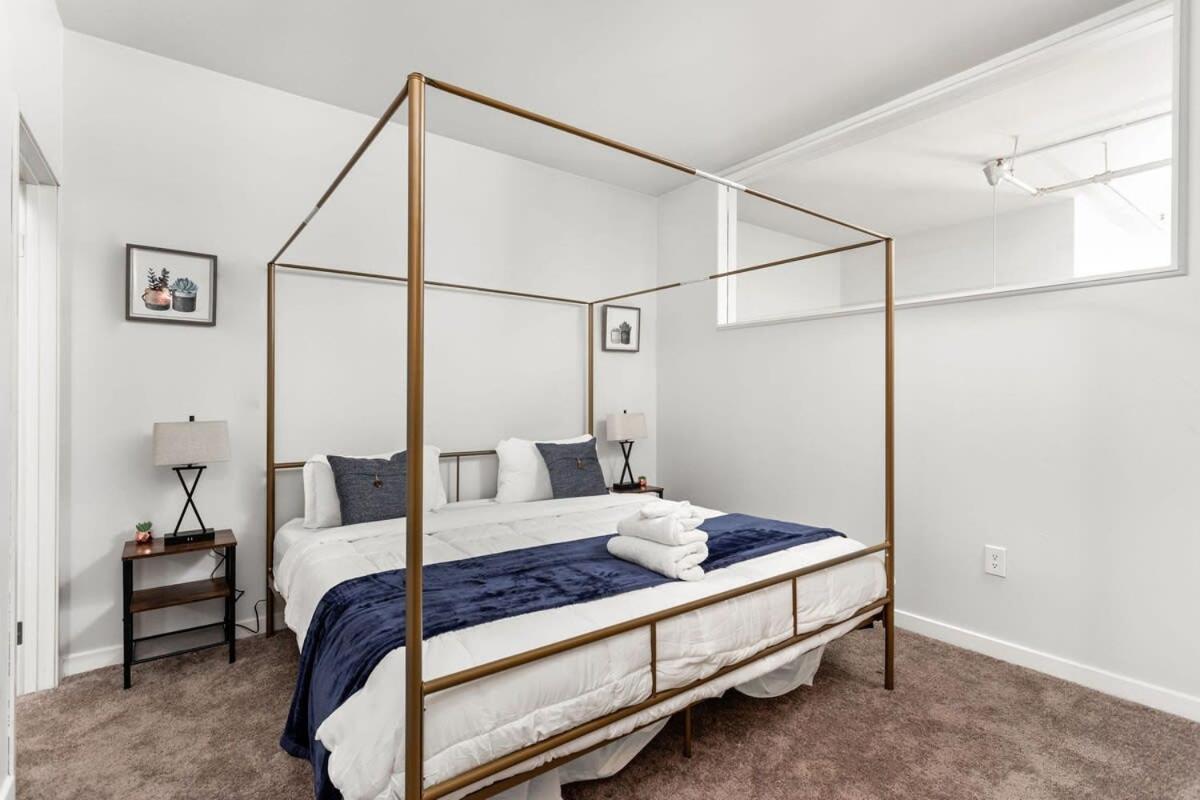 Modern Downtown Apartment 2Br 2Ba By Cozysuites Indianapolis Esterno foto